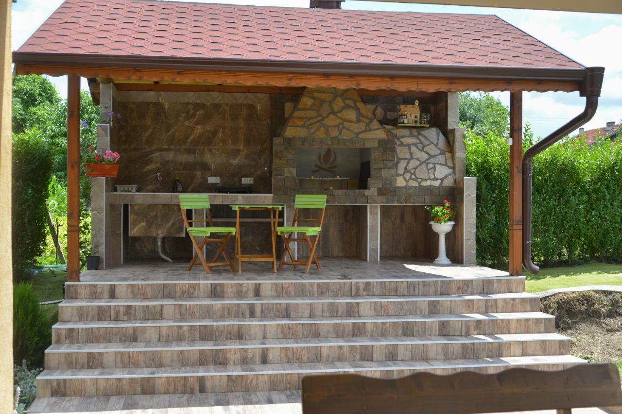 Guest House Erida Trastenik Kültér fotó