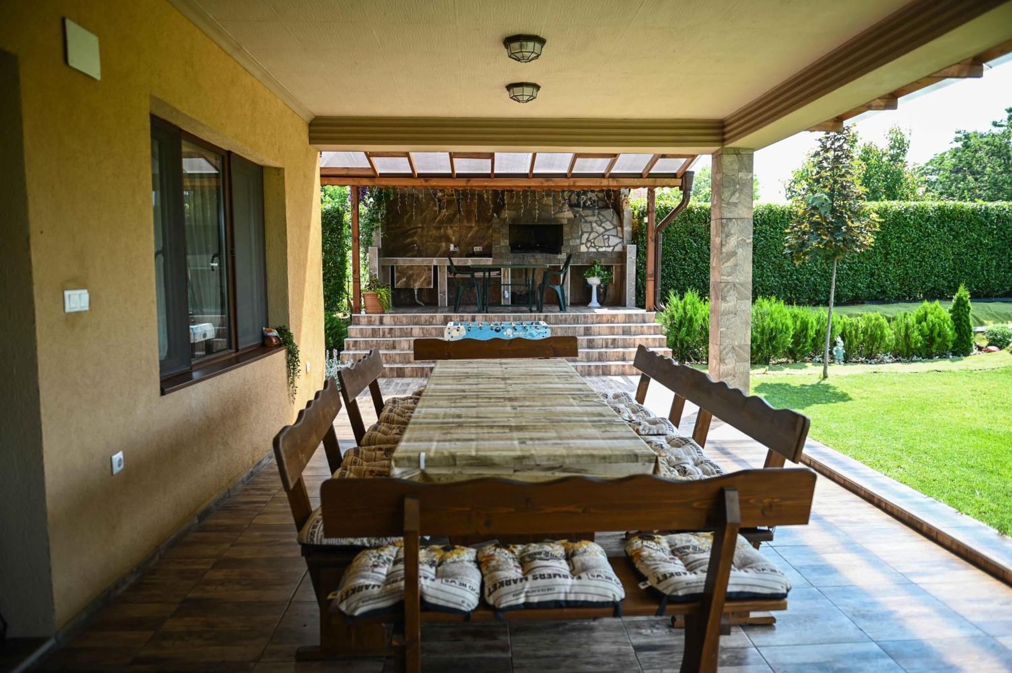 Guest House Erida Trastenik Kültér fotó