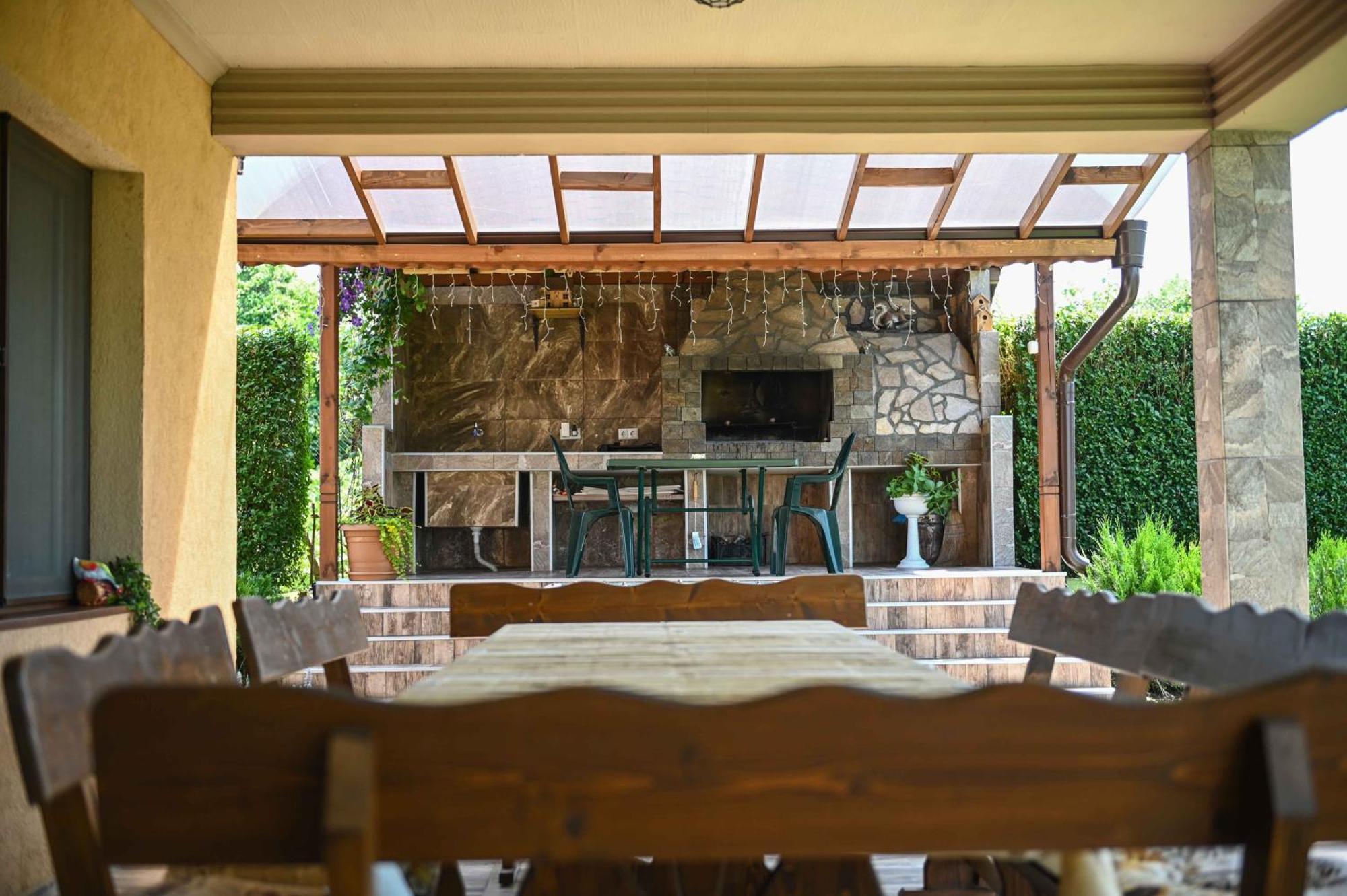 Guest House Erida Trastenik Kültér fotó